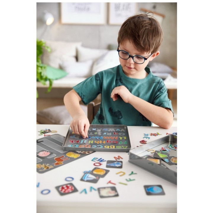Jeux de société - Boîte de jeu magnétique Lettres